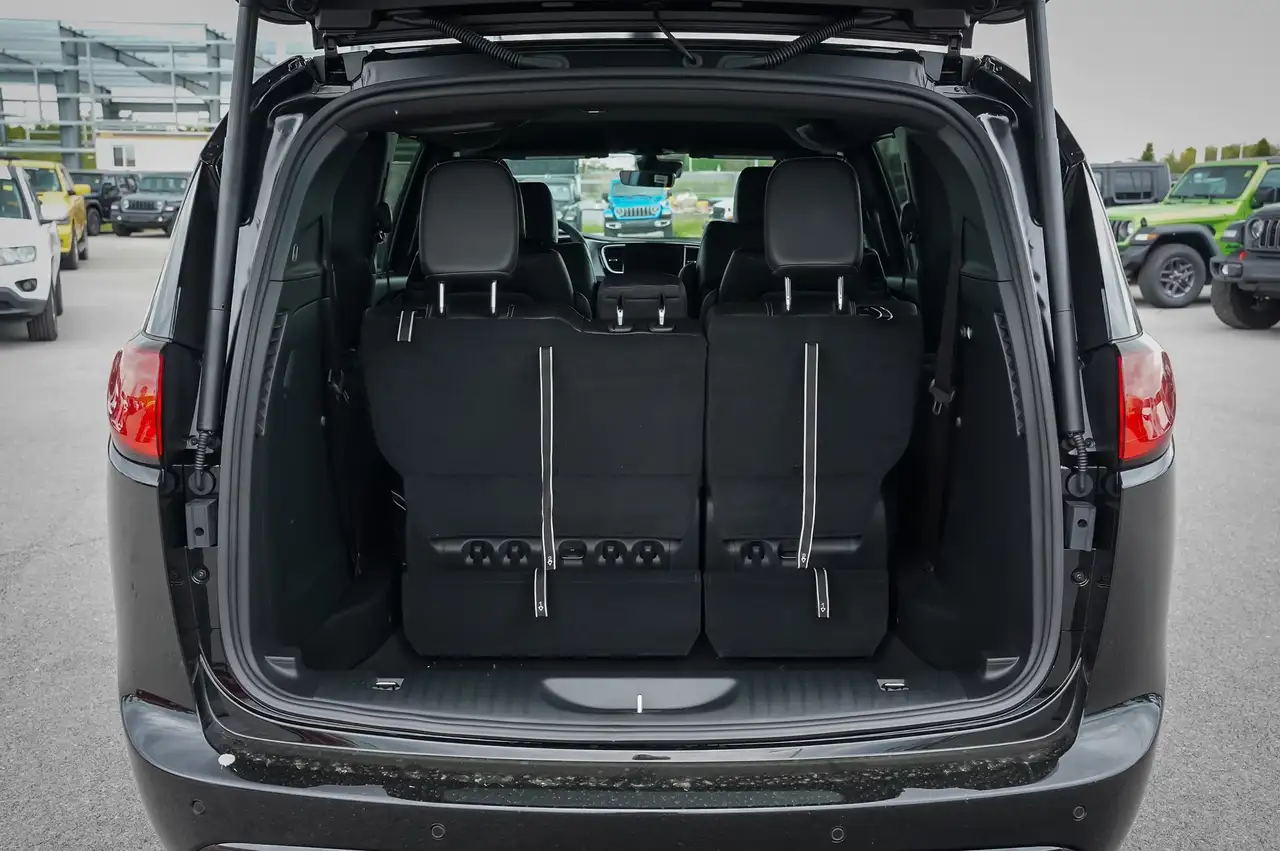 Chrysler Grand Caravan fotografie Chrysler Grand Caravan
