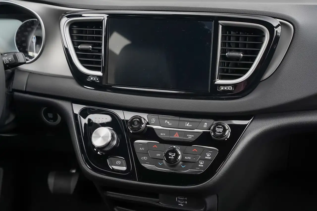 Chrysler Grand Caravan fotografie Chrysler Grand Caravan
