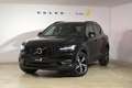 Volvo XC40 T2 129PK Automaat R-Design / Navigatie / Parkeerse Zwart - thumbnail 2