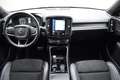 Volvo XC40 T2 129PK Automaat R-Design / Navigatie / Parkeerse Zwart - thumbnail 24