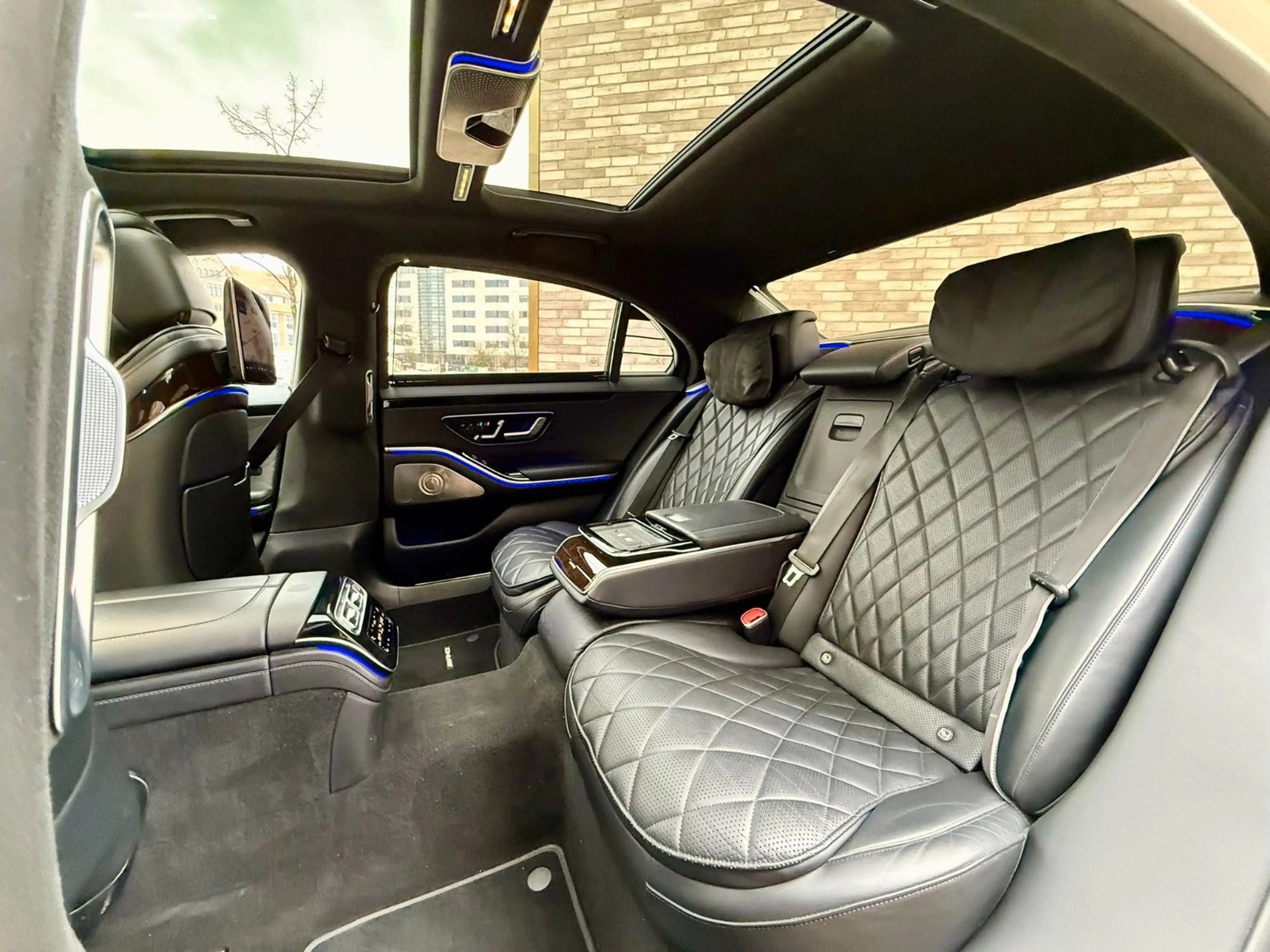 Mercedes-Benz S 400 d L 4Matic AMG|Exklusiv|Chauffeur|TV-Enter — photo 12