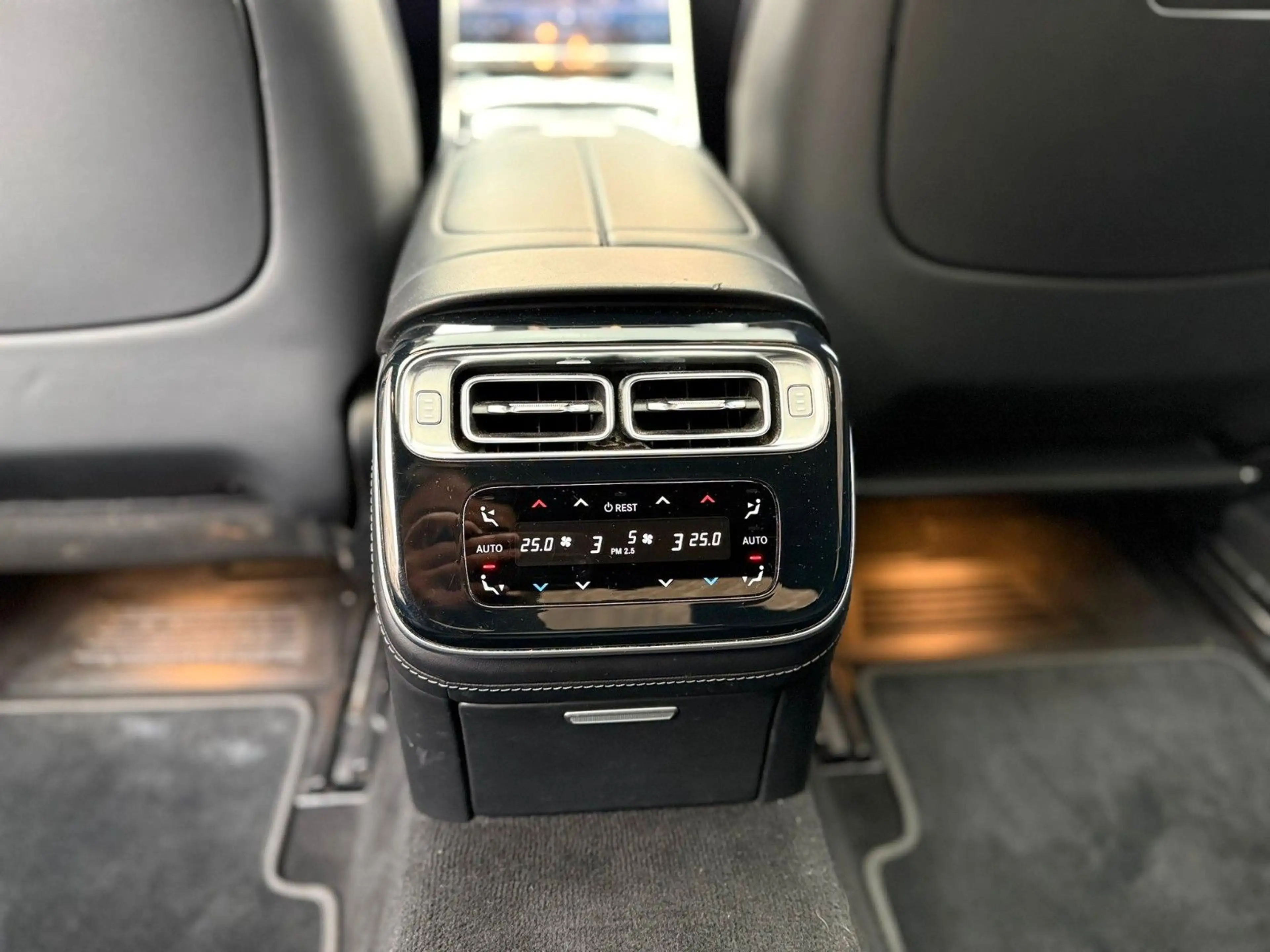 Mercedes-Benz S 400 d L 4Matic AMG|Exklusiv|Chauffeur|TV-Enter — photo 13