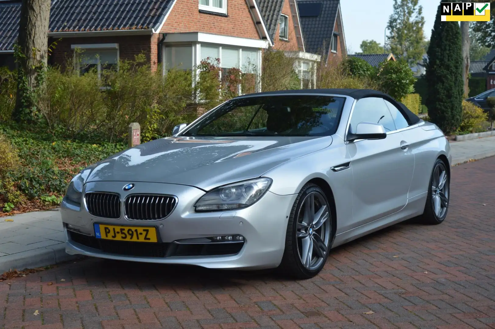 BMW 640 6-serie Cabrio 640i High Exe camera/leer/navi Grijs - 1