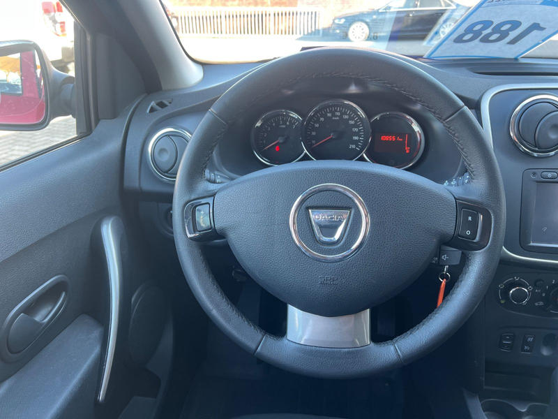Dacia Sandero II Stepway Prestige — photo 12