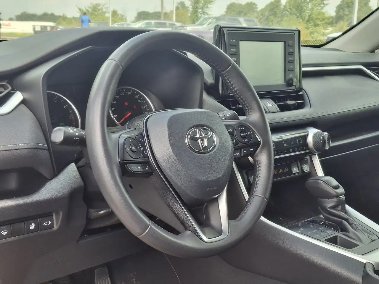 Toyota RAV 4 снимка Toyota RAV 4