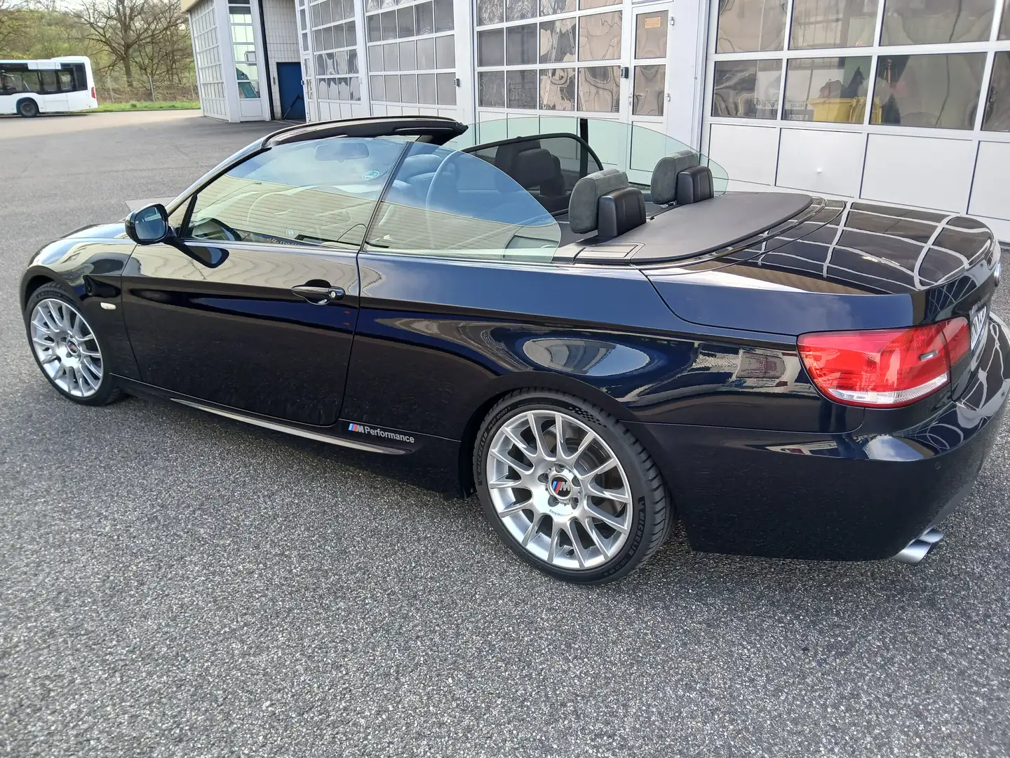 BMW 330 330i Cabrio Aut. - 2
