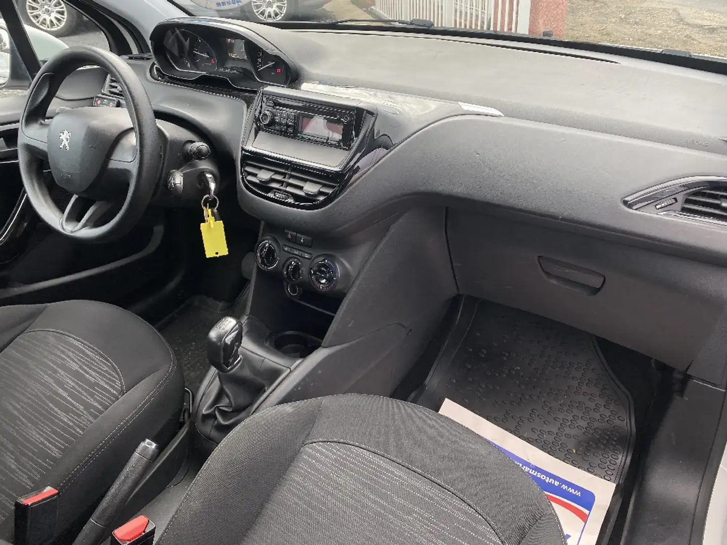 Peugeot 208 1.6 BLUEHDI 75 BVM5 PREMIUM - 2