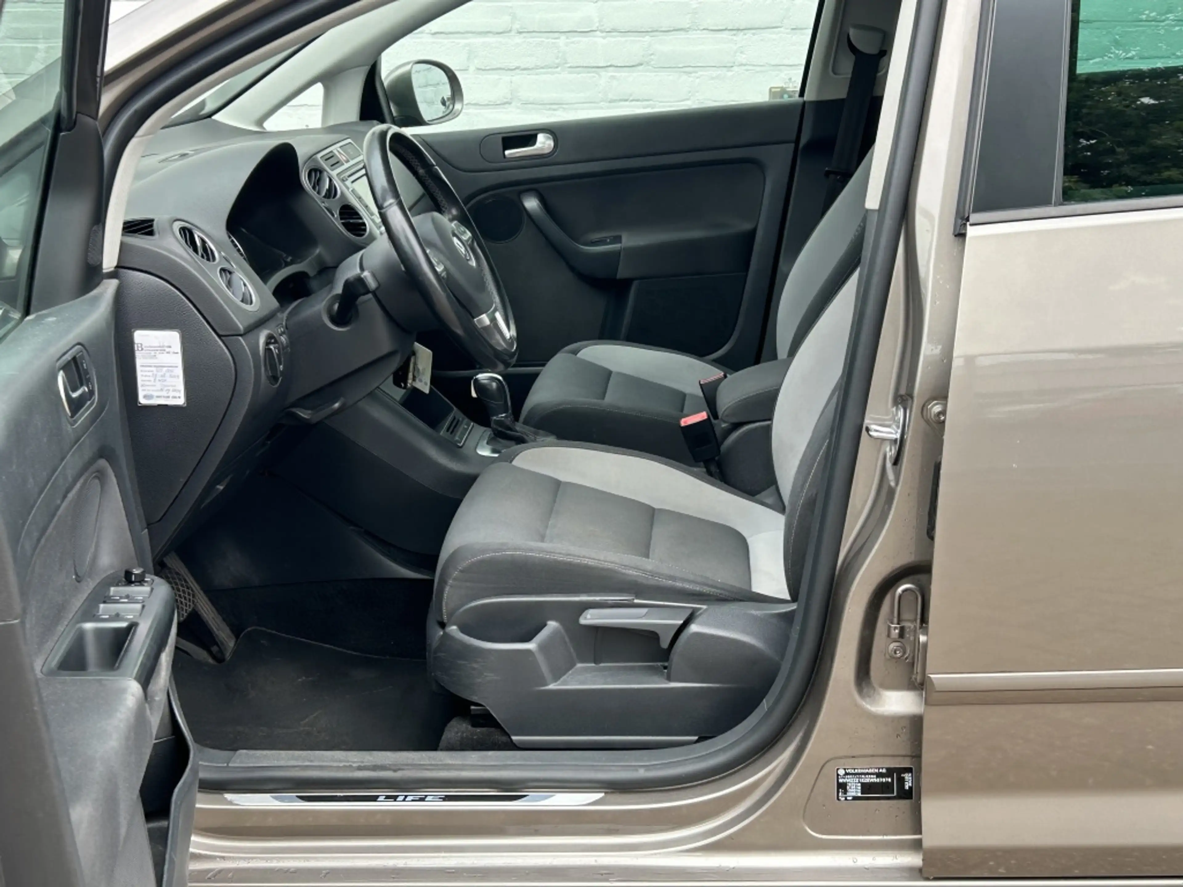 Volkswagen Golf Plus 1.2 TSI Highline — photo 9