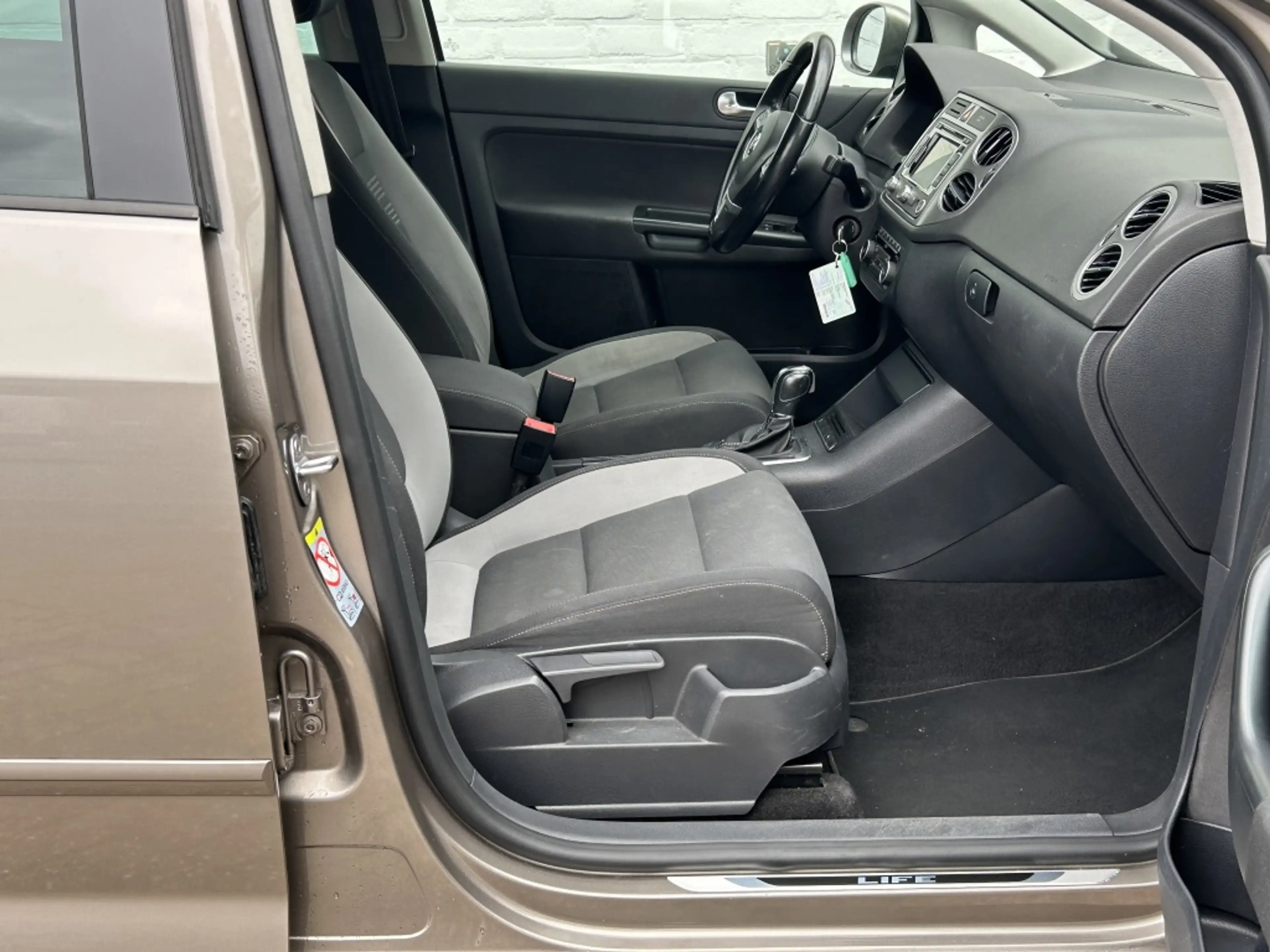 Volkswagen Golf Plus 1.2 TSI Highline — photo 14