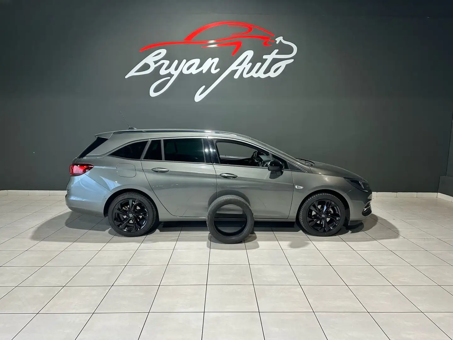 Opel Astra Sports Tourer 1.5 cdti Ultimate s - 1