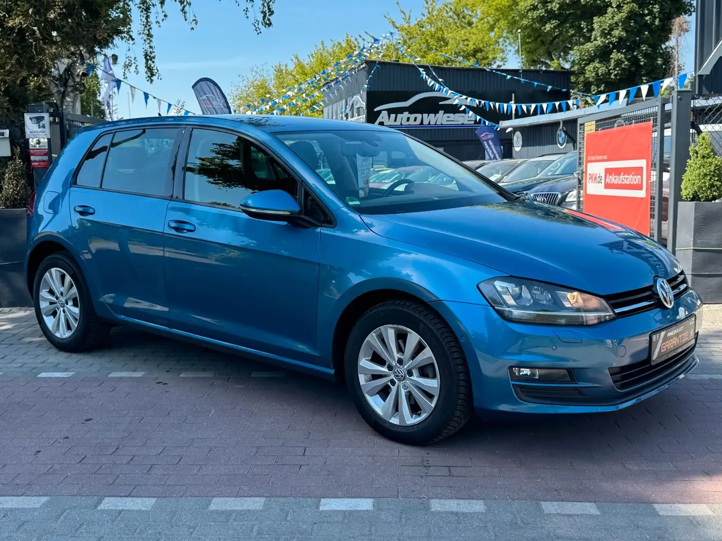 Volkswagen Golf VII Limousine Comfortline*Aut.*Navi*Xenon* Blue - 1