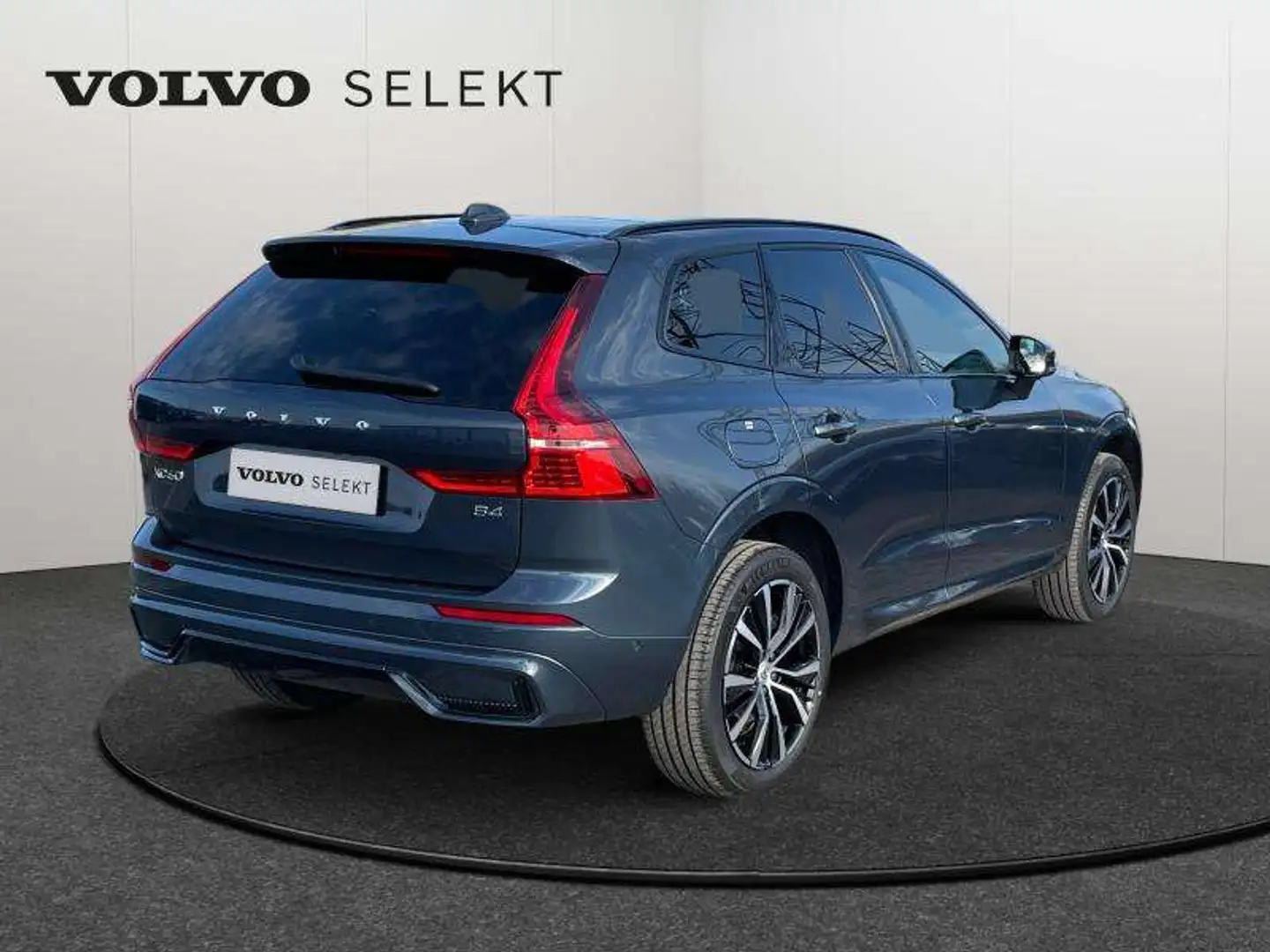 Volvo XC60 B4 Plus Dark/ Essence Bleu - 2