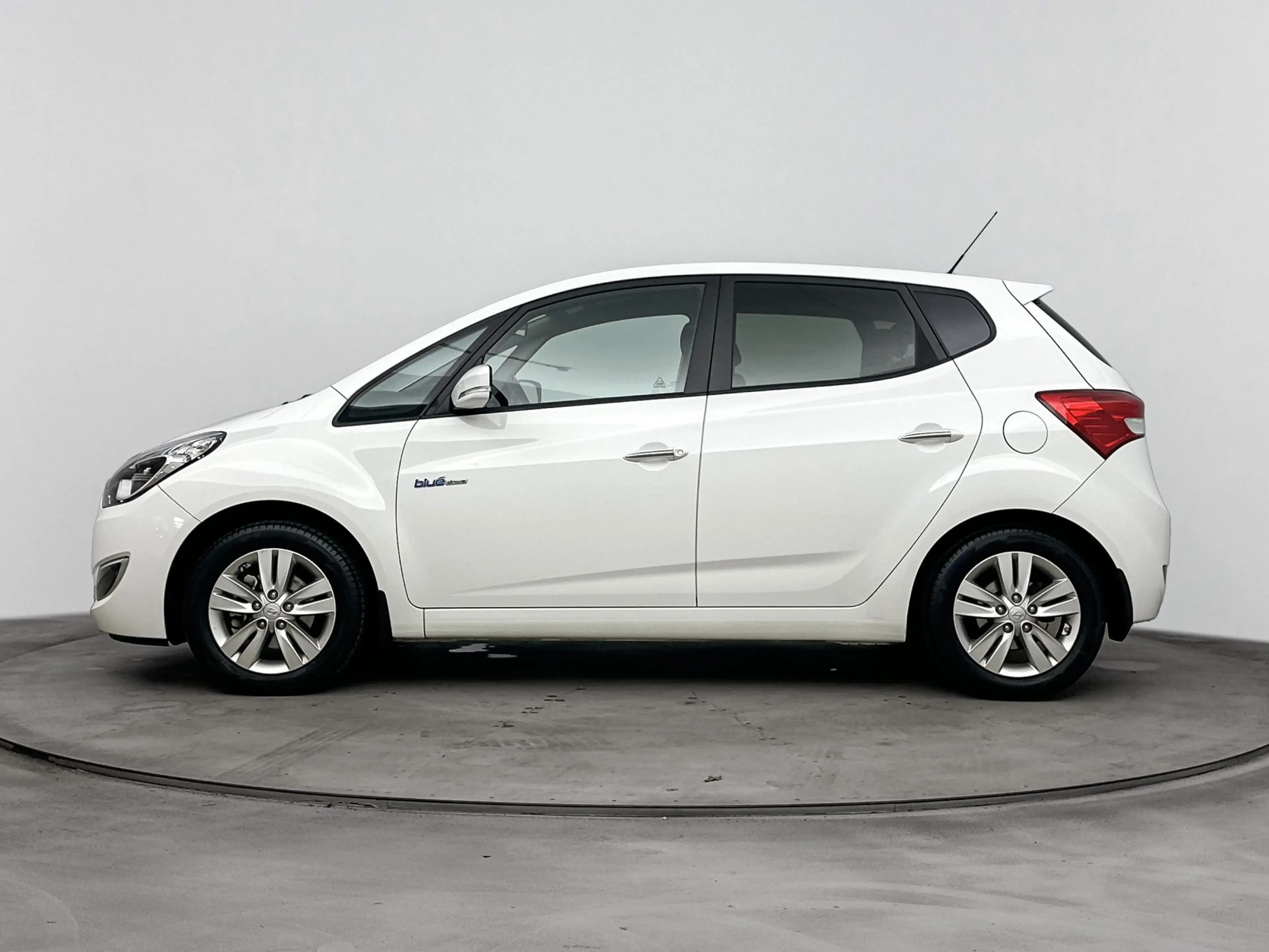 Hyundai iX20 1.4i Go! | NL Auto | Navigatie | Trekhaak | *** — photo 3