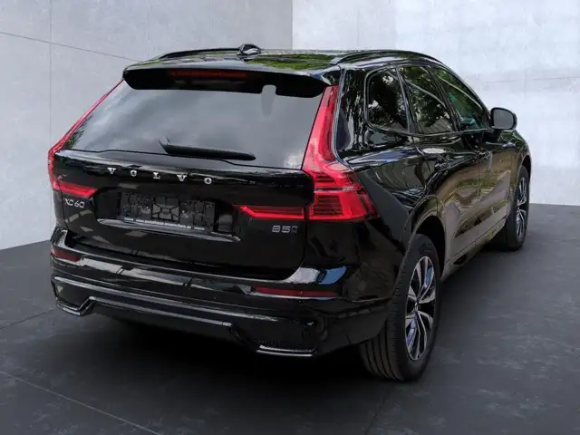 Volvo XC60 view 7