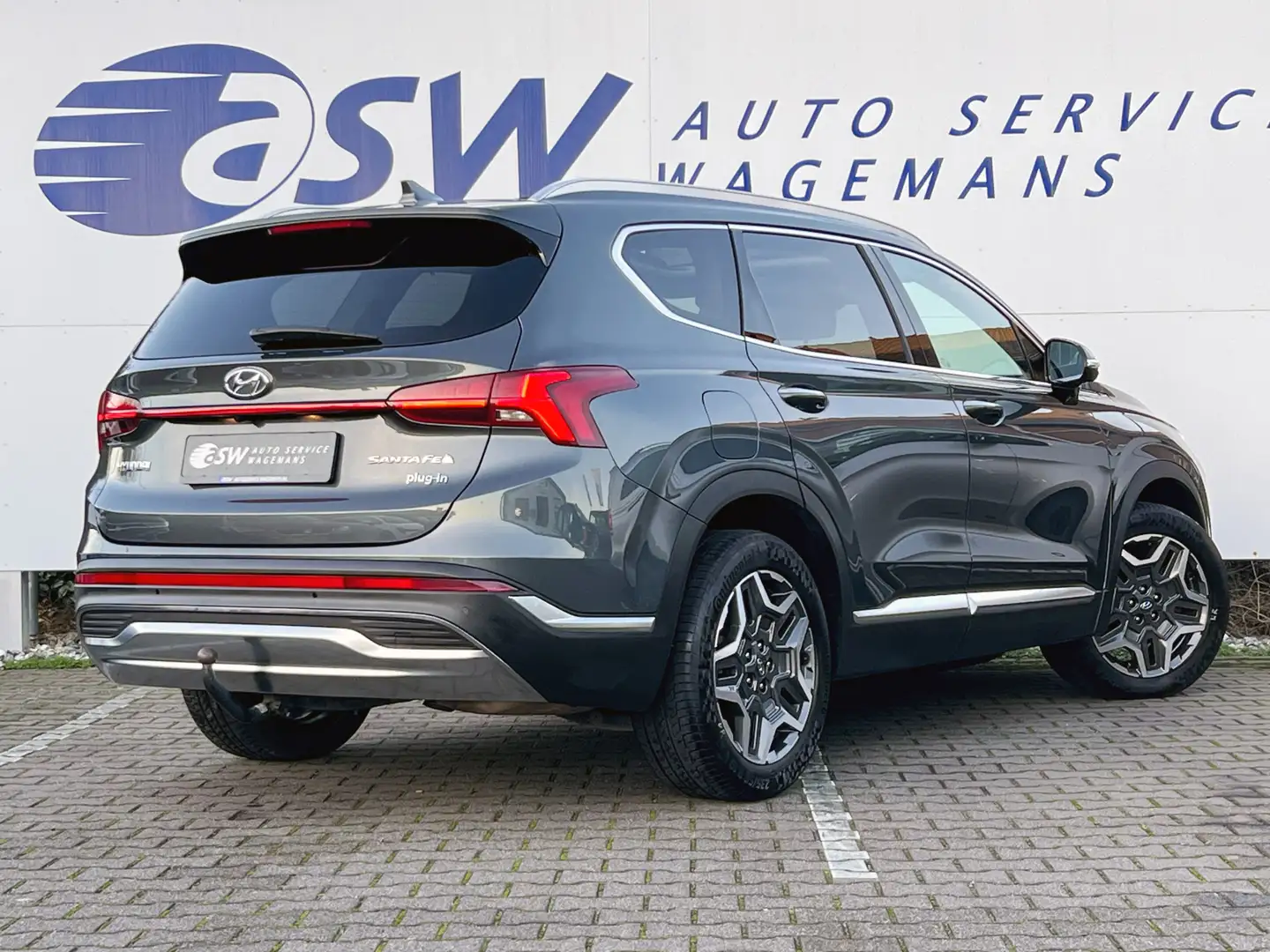 Hyundai SANTA FE 1.6 T-GDI PHEV Premium Plus Sky | Trekhaak | Leder Grijs - 2