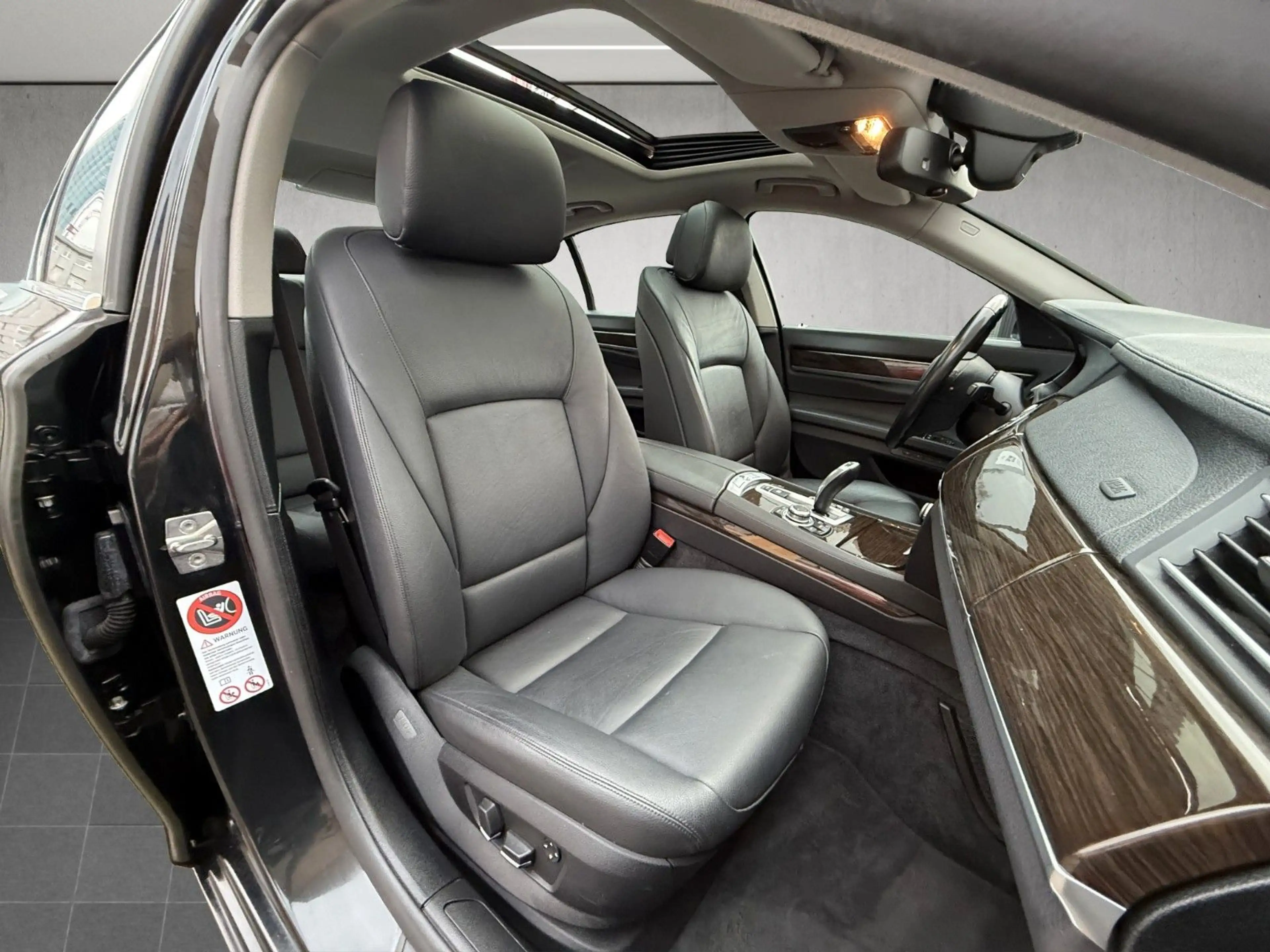 BMW 730 d Leder*Prof Navi*Schiebedach*Xenon*Kamera — photo 5