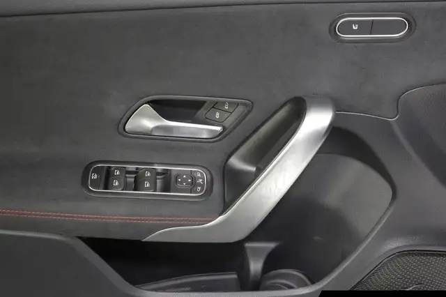 Mercedes-Benz A-Class view 14