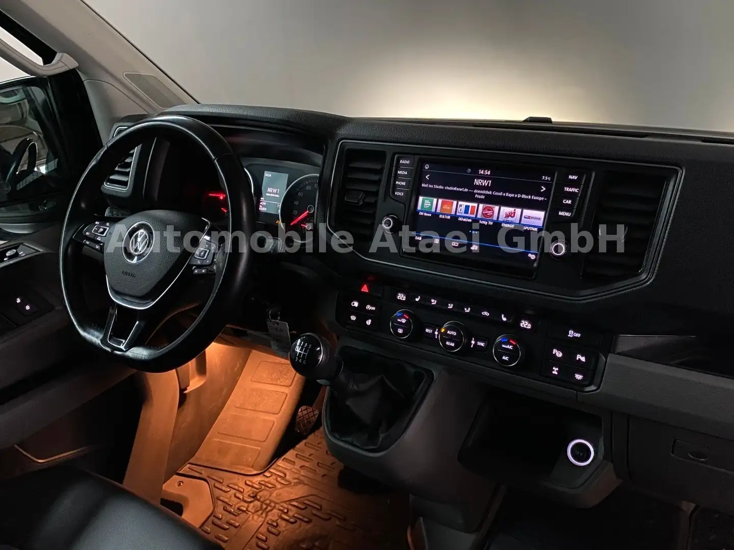 Volkswagen Crafter 4Motion 6-Sitze *Offroad-Paket* Camper Grey - 2