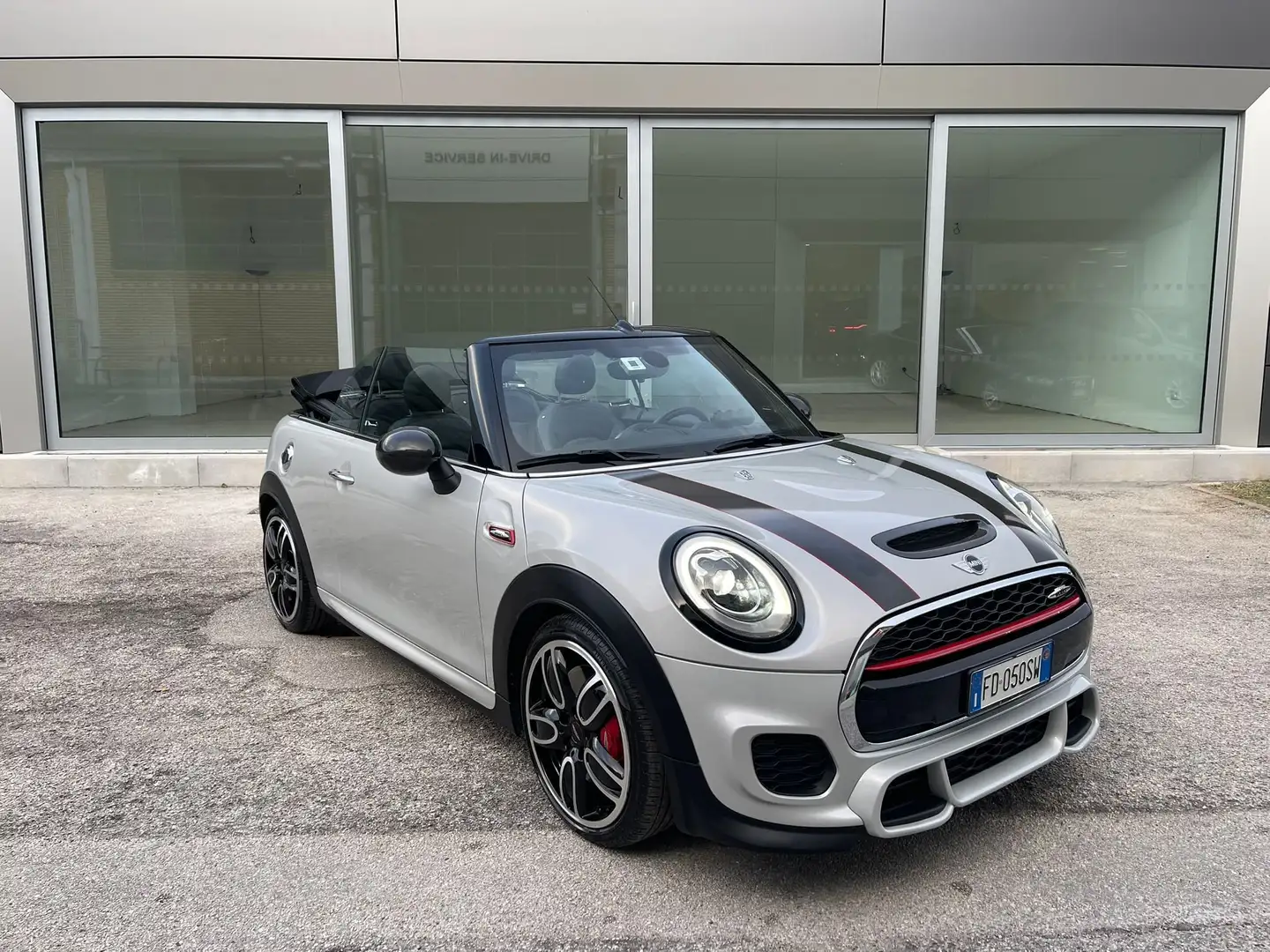 MINI John Cooper Works Cabrio Mini Cabrio 2.0 John Cooper Works auto - 1