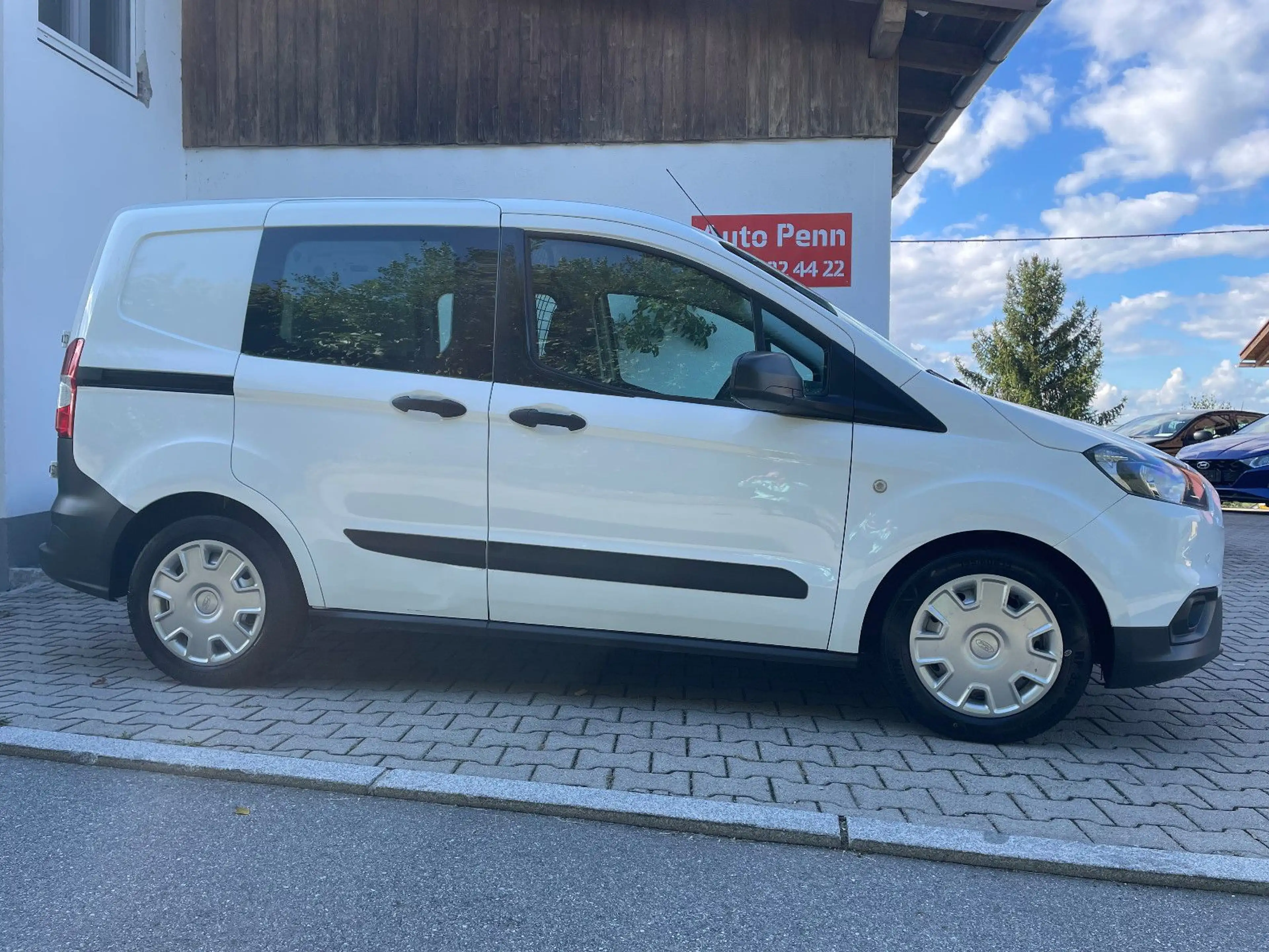 Ford Transit Courier Navi  Schiebetüren
