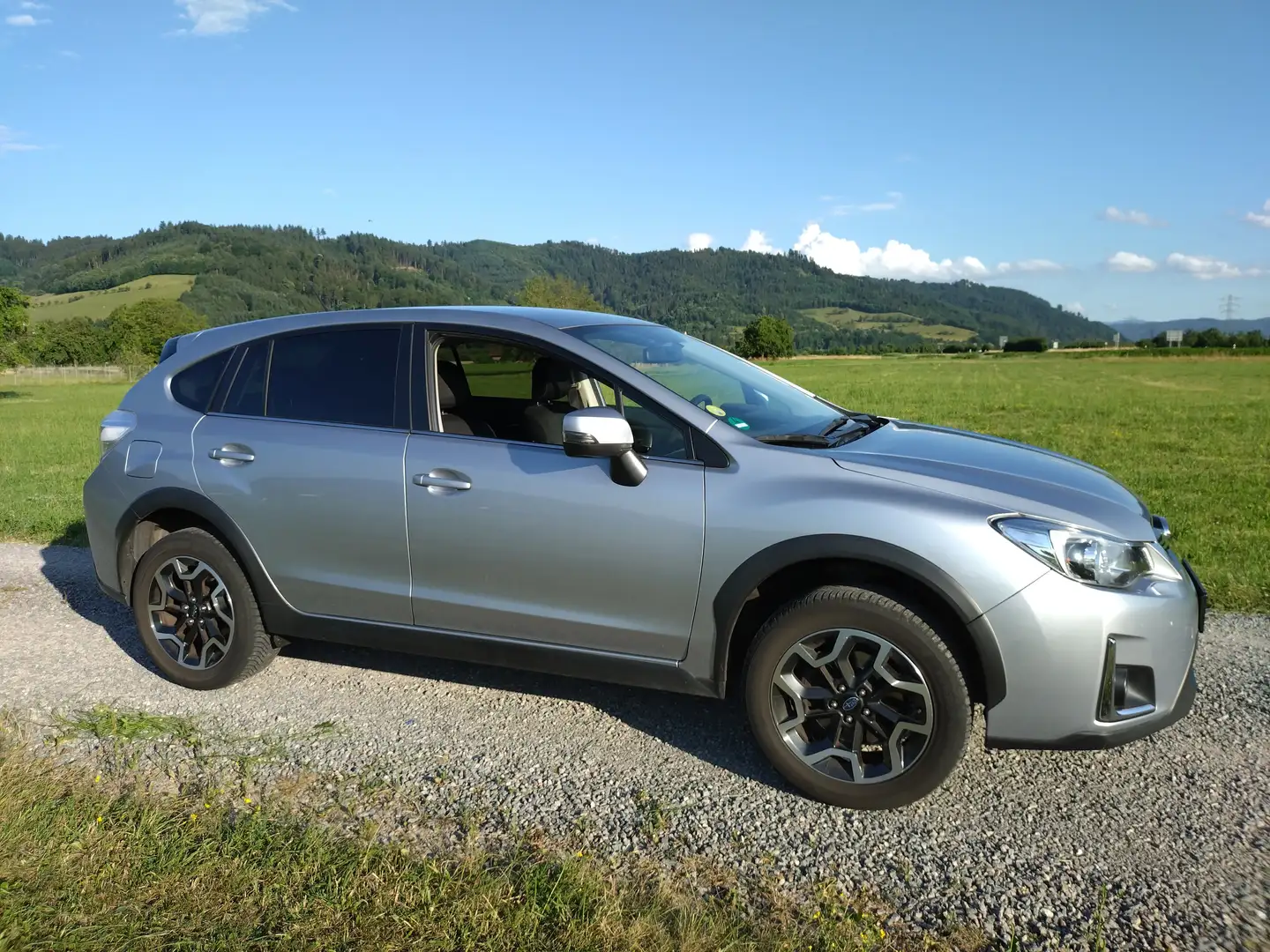 Subaru XV XV Diesel 2.0D Comfort Silber - 2