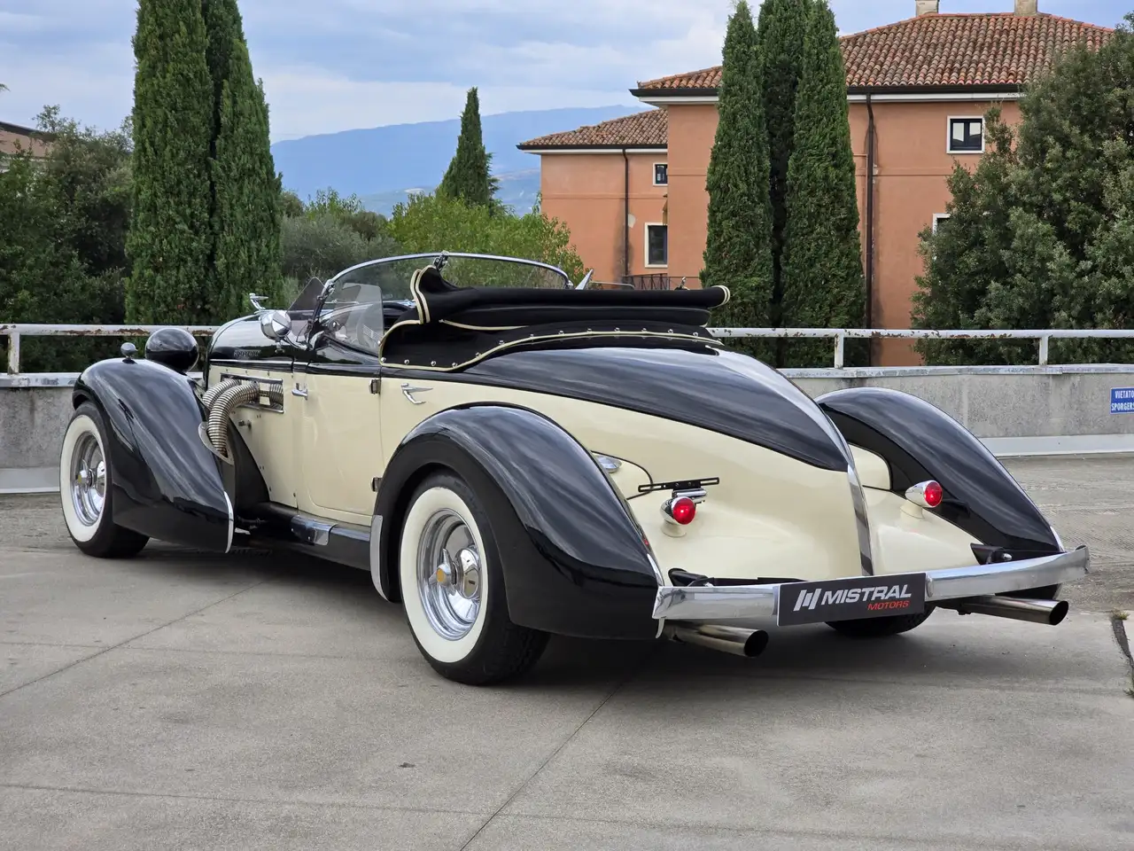 Auburn 866 Speedster Boat-tail, foto 3