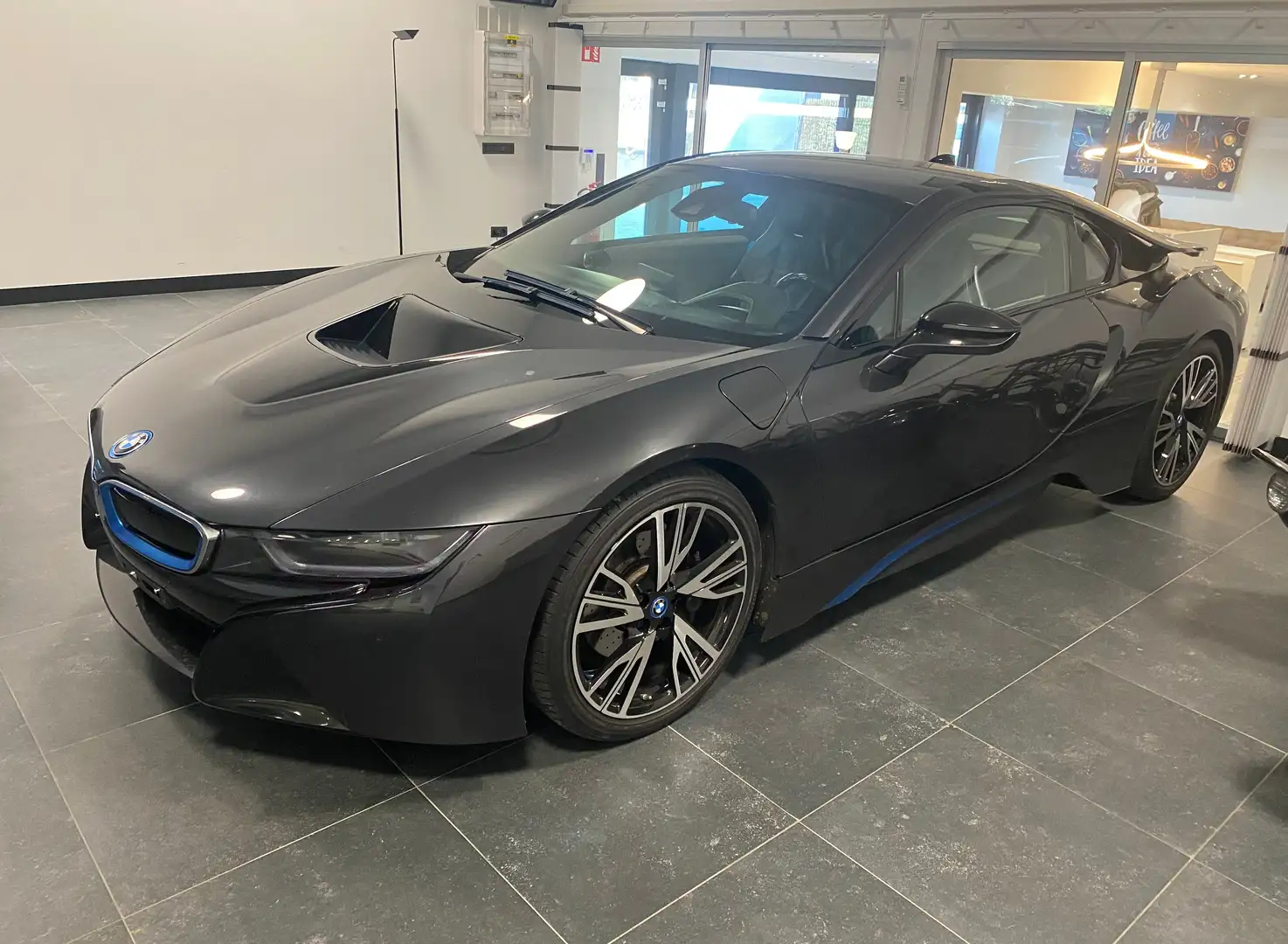 BMW i8 i8 Noir - 2
