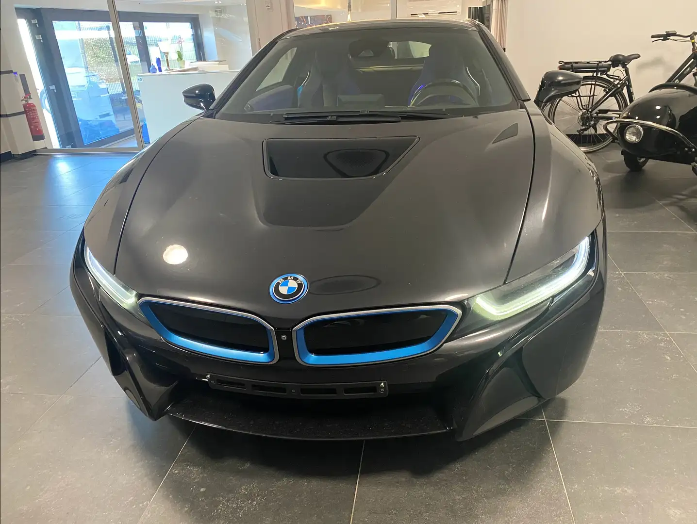 BMW i8 i8 Noir - 1