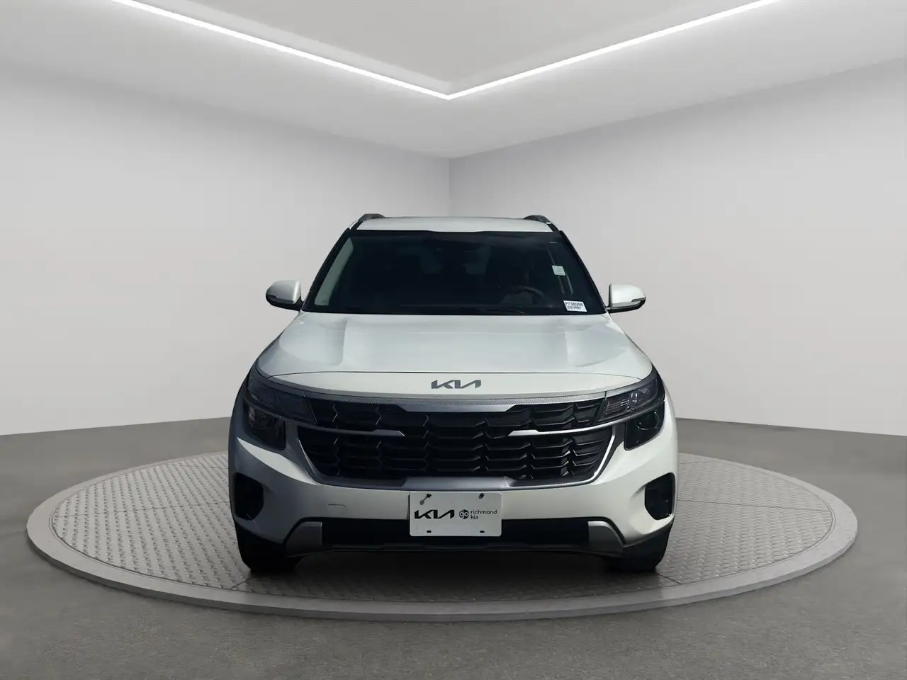 Kia Seltos снимка Kia Seltos