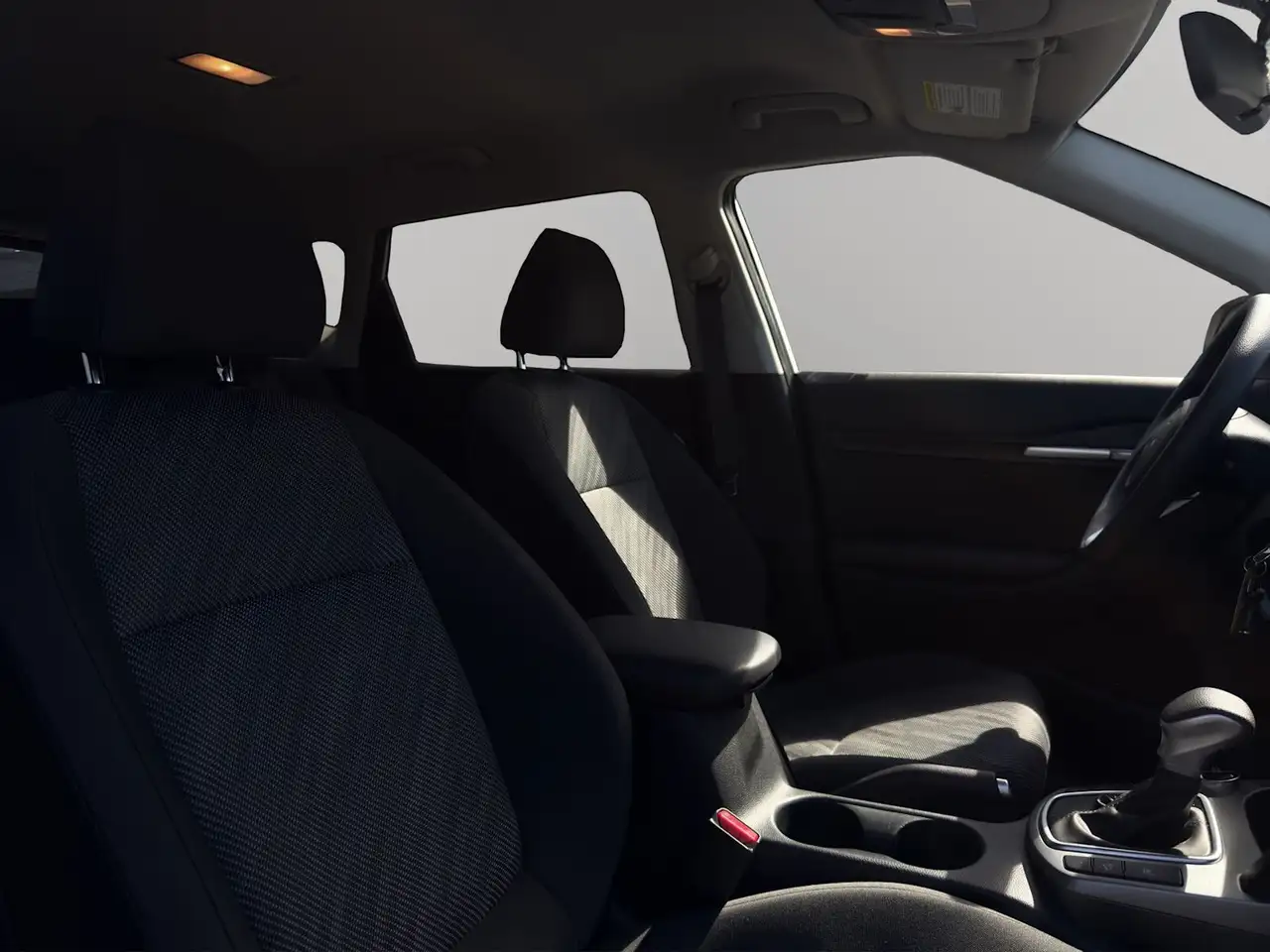 Kia Seltos снимка Kia Seltos