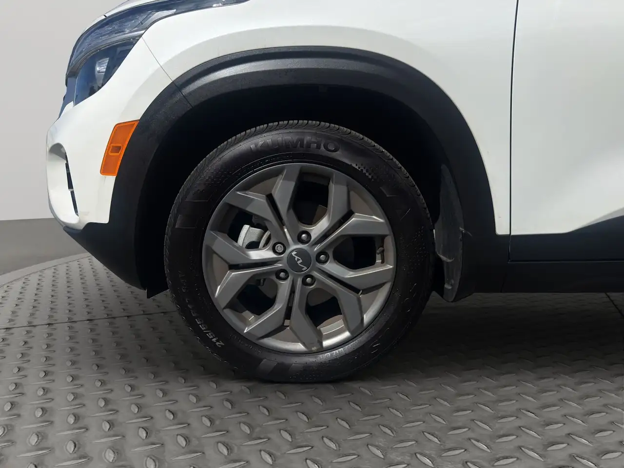 Kia Seltos снимка Kia Seltos
