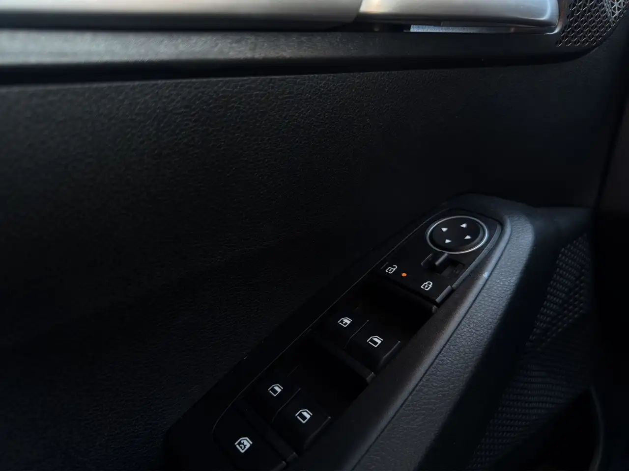 Kia Seltos снимка Kia Seltos