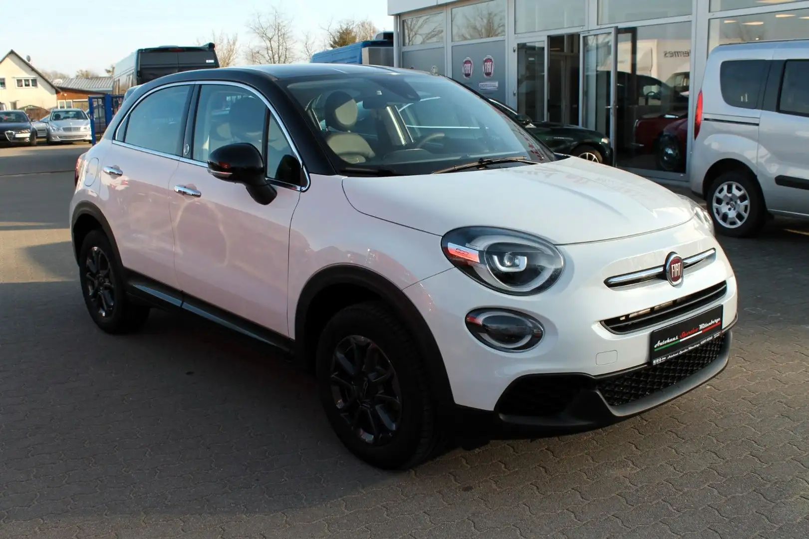 Fiat 500X Urban 120th 1.3 FireFly CarPlay,SHZ,PDC Weiß - 2