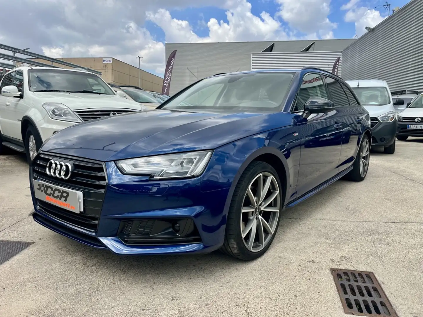 Audi A4 2.0 TFSI S line edition S tronic 140kW Bleu - 1