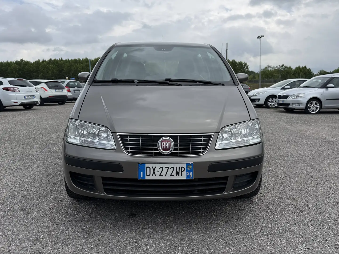Fiat Idea Idea 1.3 mjt 16v Black Star 90cv Grau - 2