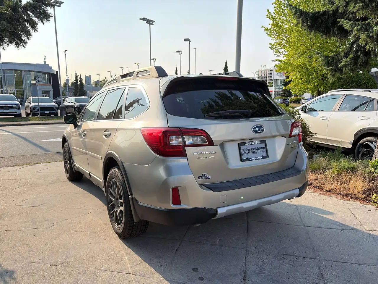 Subaru OUTBACK photo Subaru OUTBACK