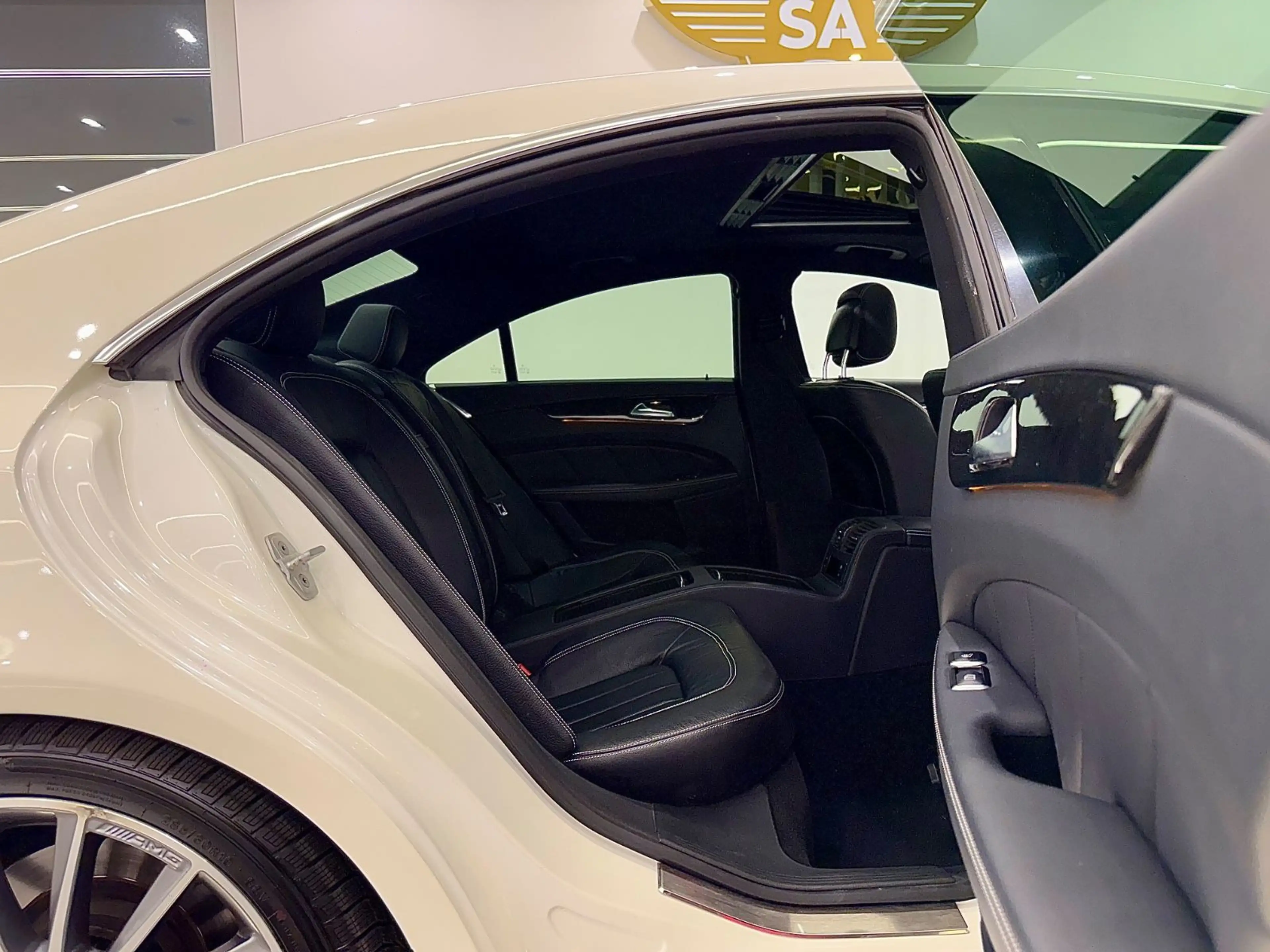 Mercedes-Benz CLS 500 AMG Line 360*/Distronic/Memory/GSHD — photo 19