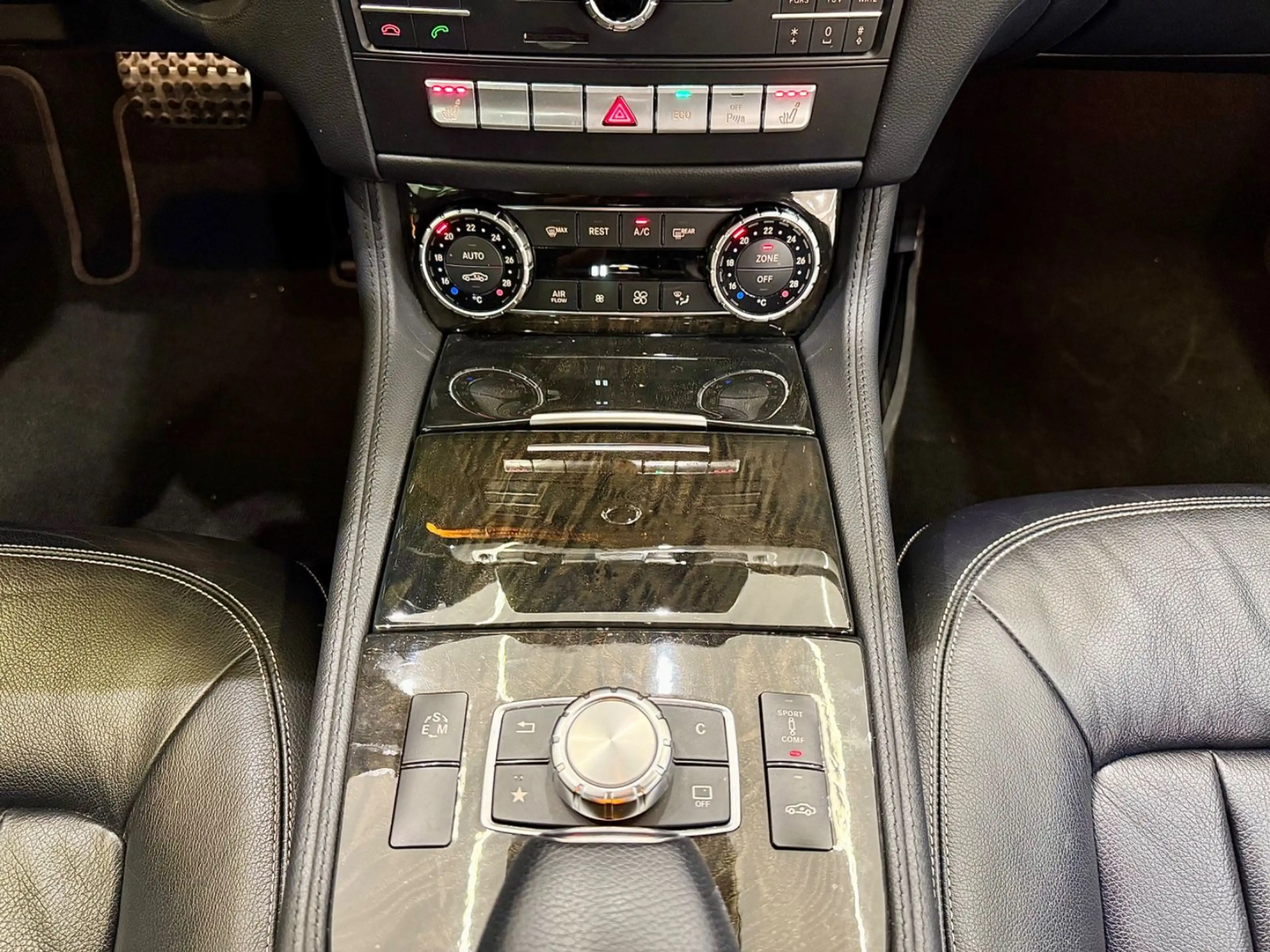 Mercedes-Benz CLS 500 AMG Line 360*/Distronic/Memory/GSHD — photo 12