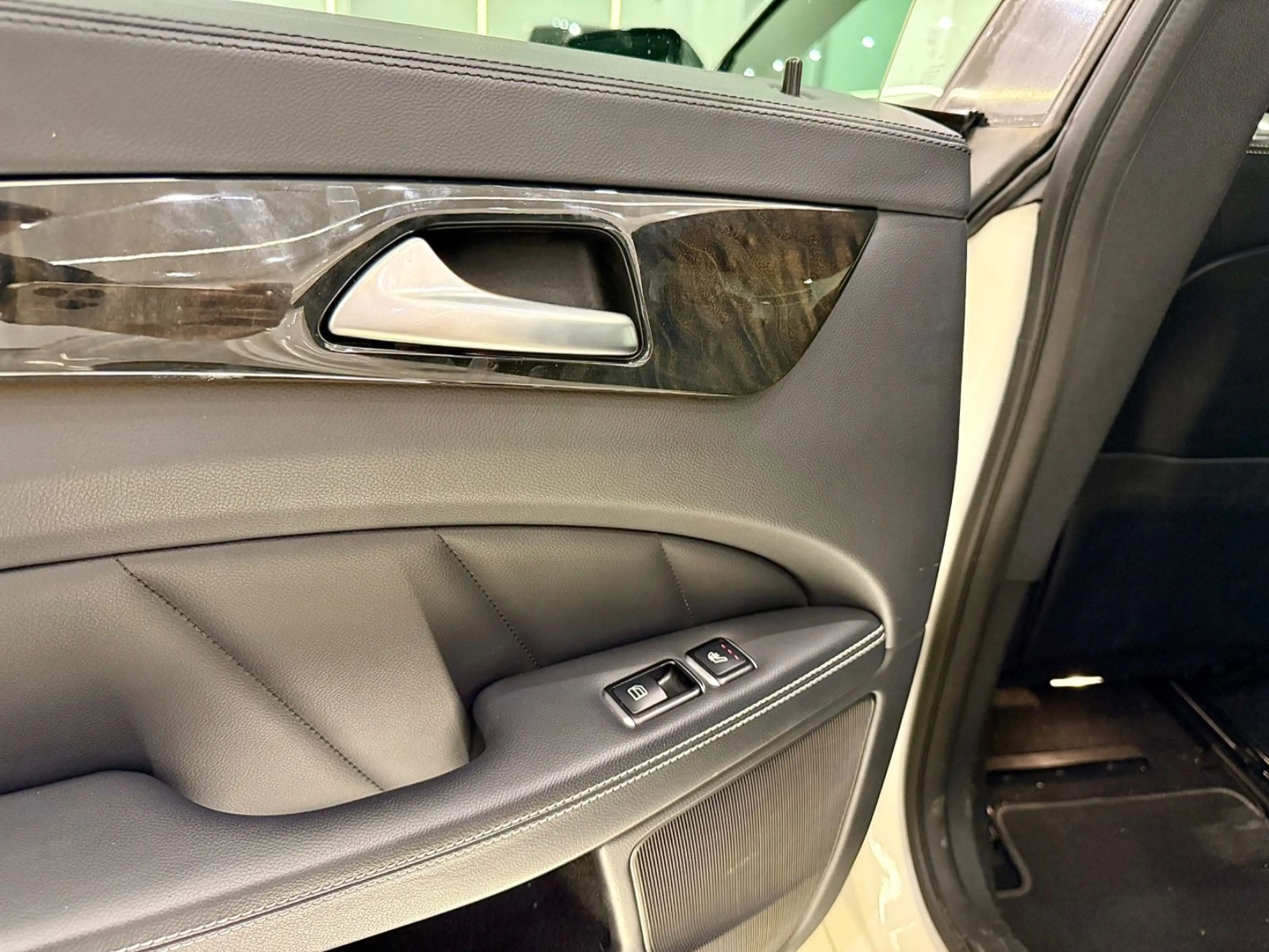 Mercedes-Benz CLS 500 AMG Line 360*/Distronic/Memory/GSHD — photo 16