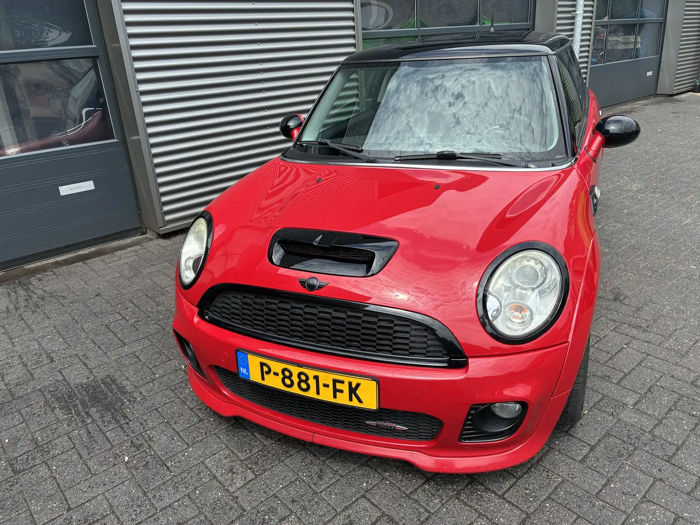 MINI Cooper S 1.6 works jcw Rood - 1