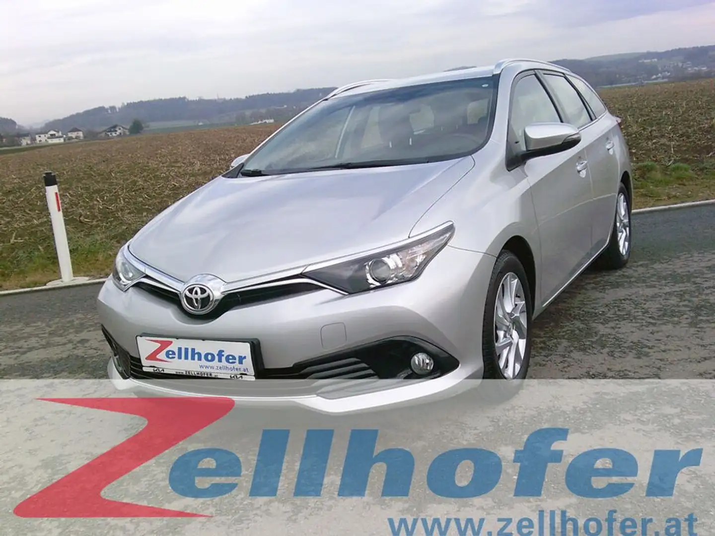 Toyota Auris TS 1,4 D-4D Active Zilver - 1