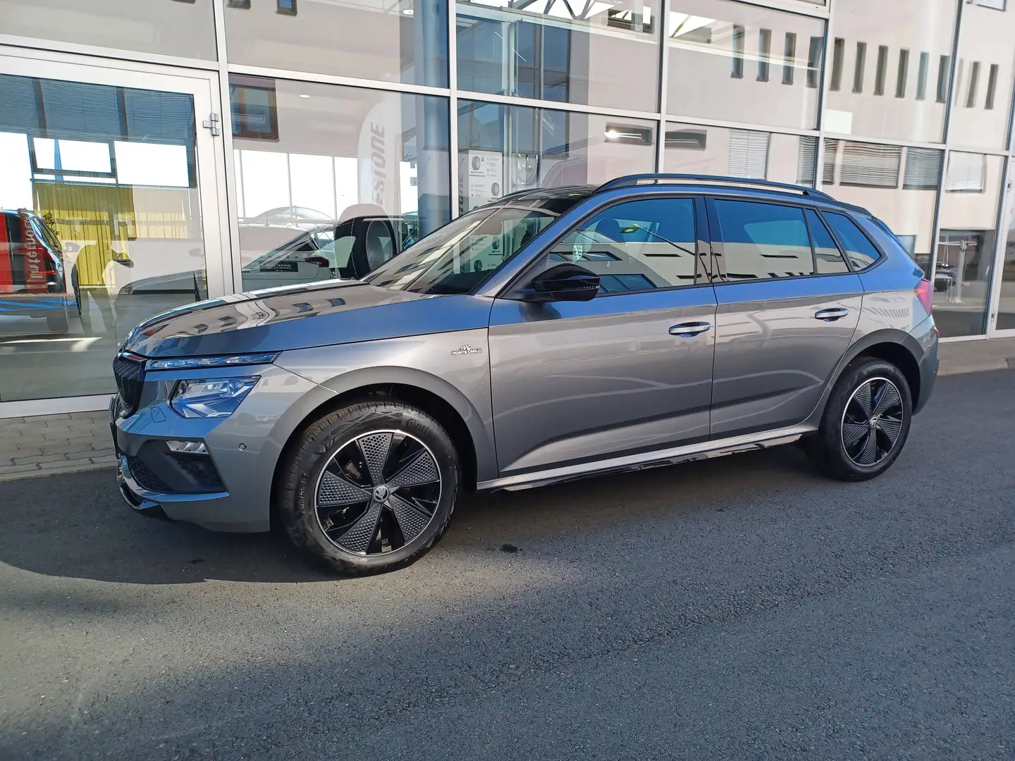 Skoda Kamiq Monte Carlo Grau - 1