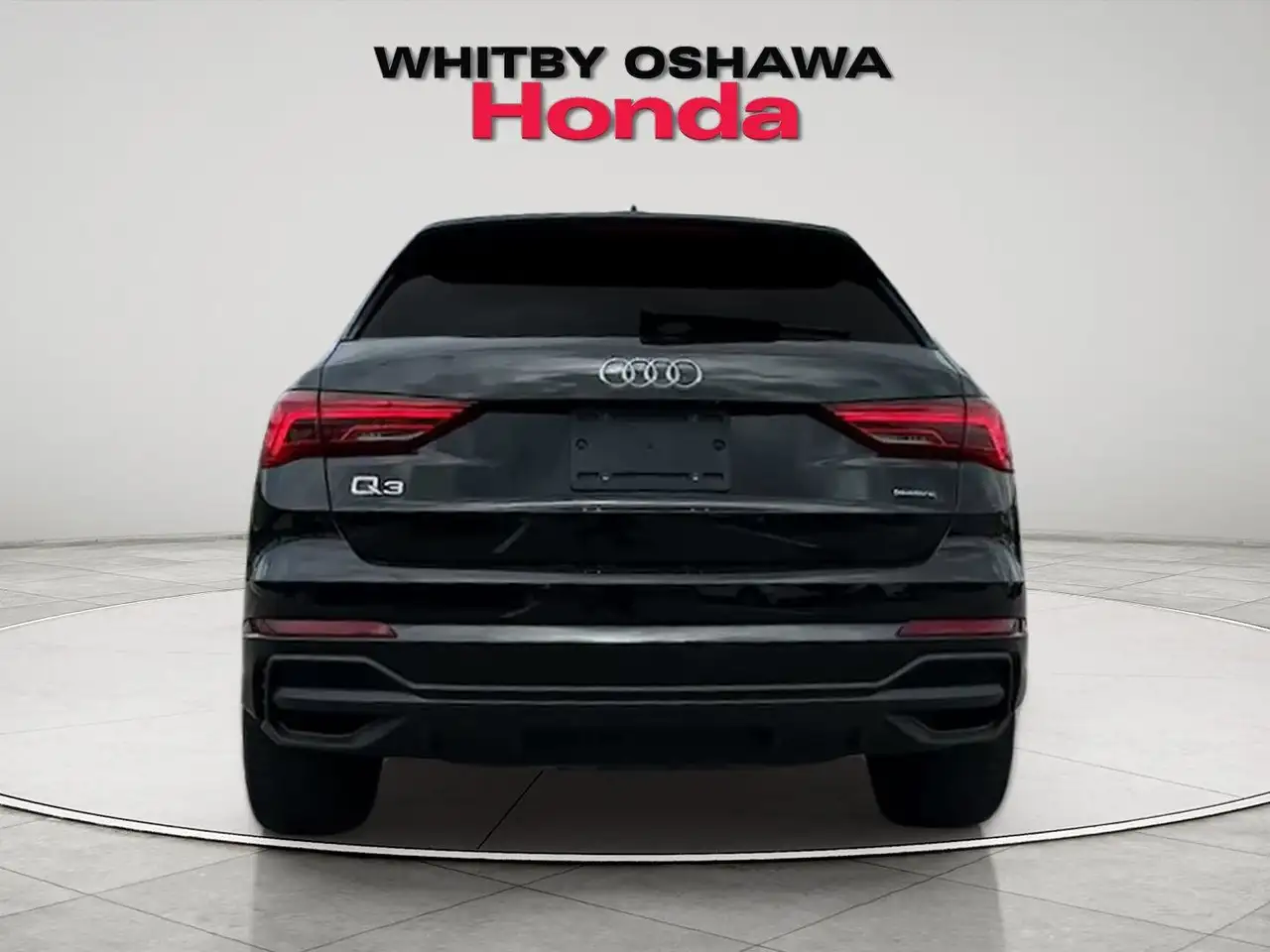 Audi Q3 снимка Audi Q3