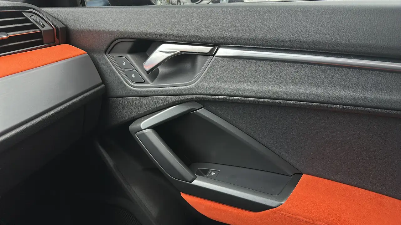 Audi Q3 снимка Audi Q3