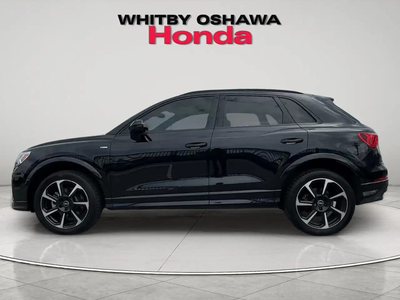 Audi Q3 снимка Audi Q3