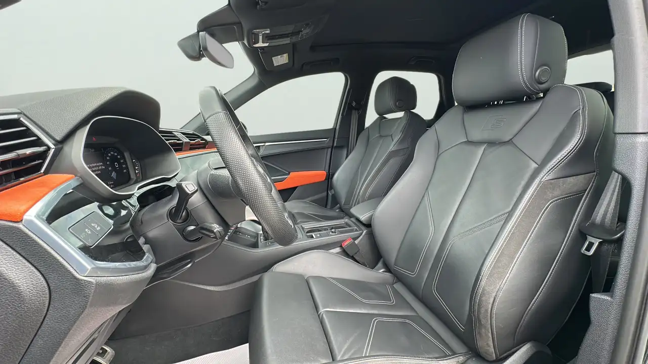 Audi Q3 снимка Audi Q3