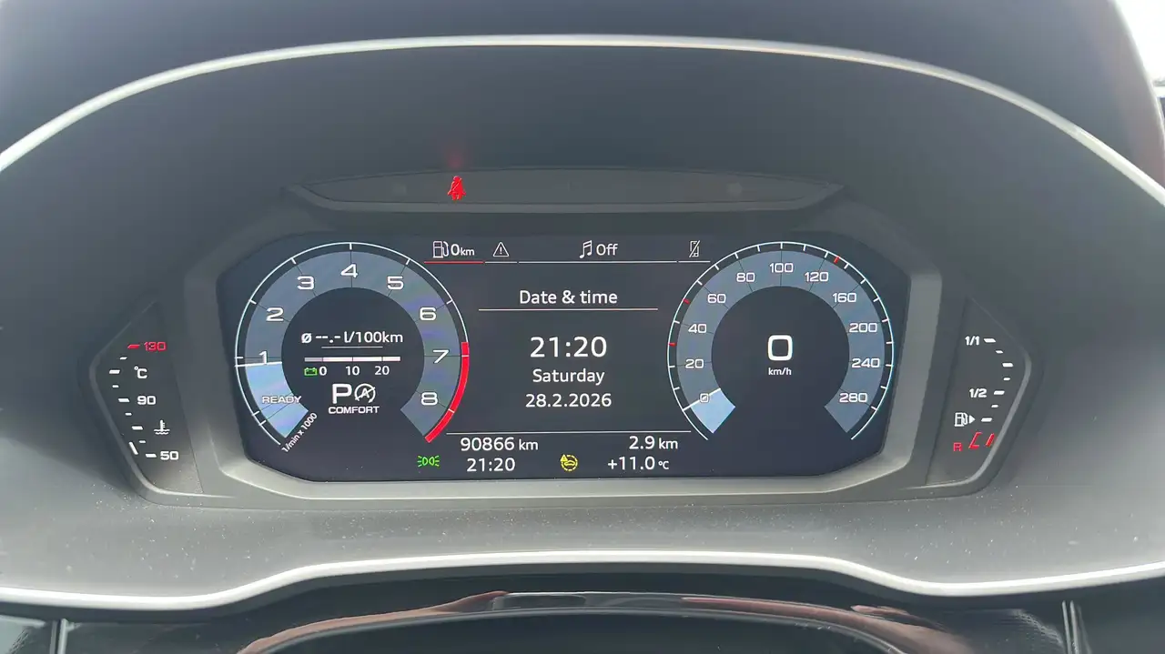 Audi Q3 снимка Audi Q3
