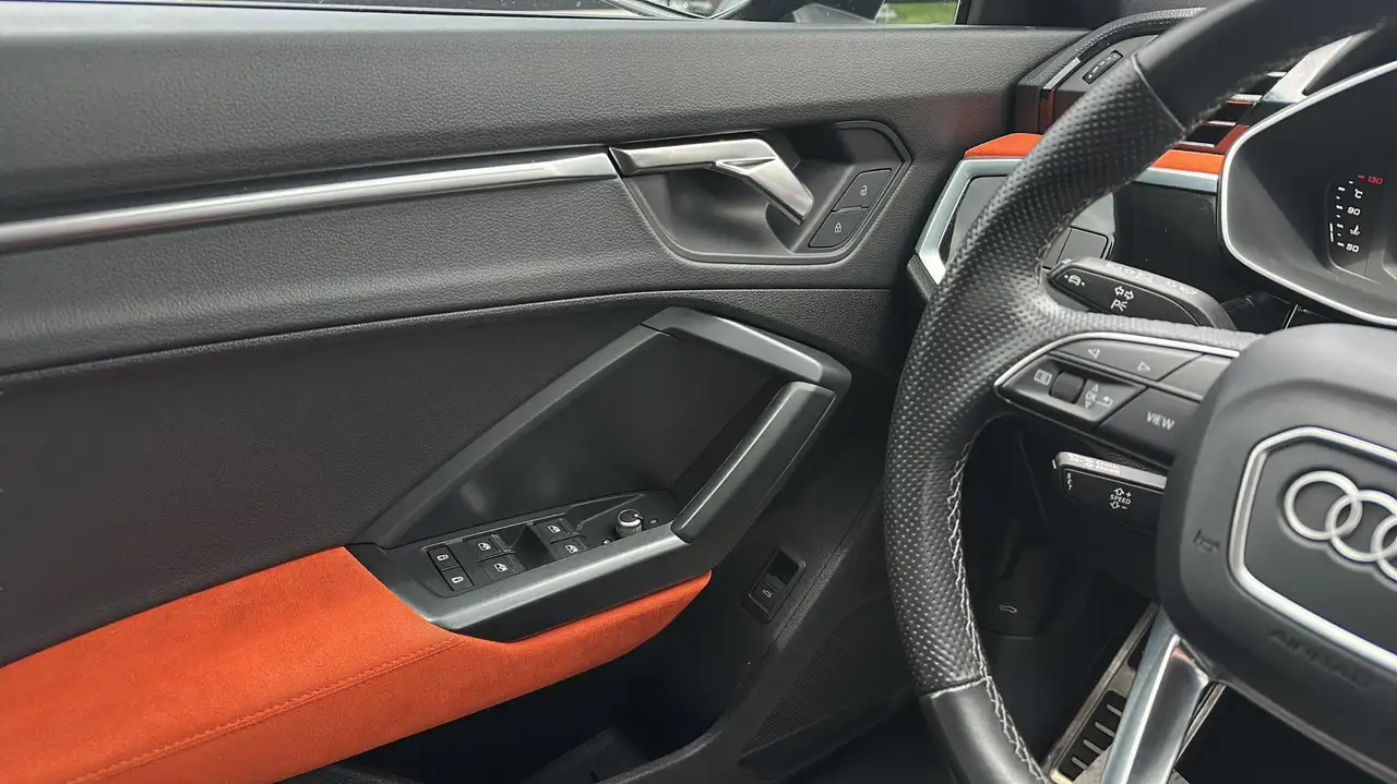 Audi Q3 снимка Audi Q3
