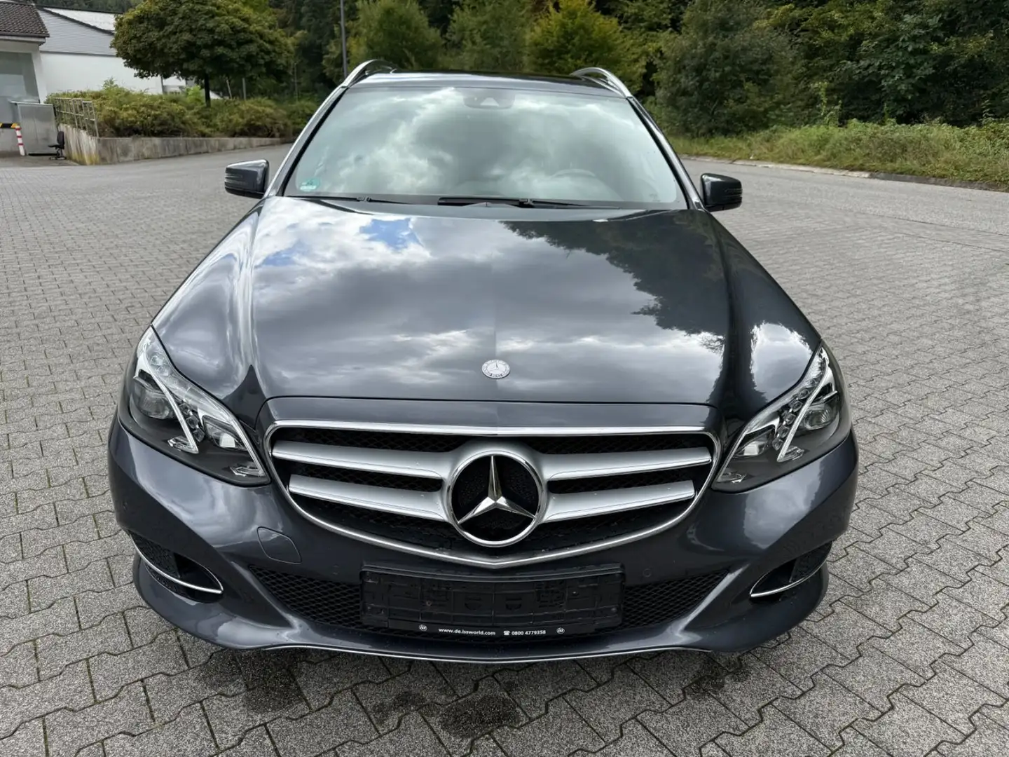 Mercedes-Benz E 250 CDI BlueEfficiency Gris - 2