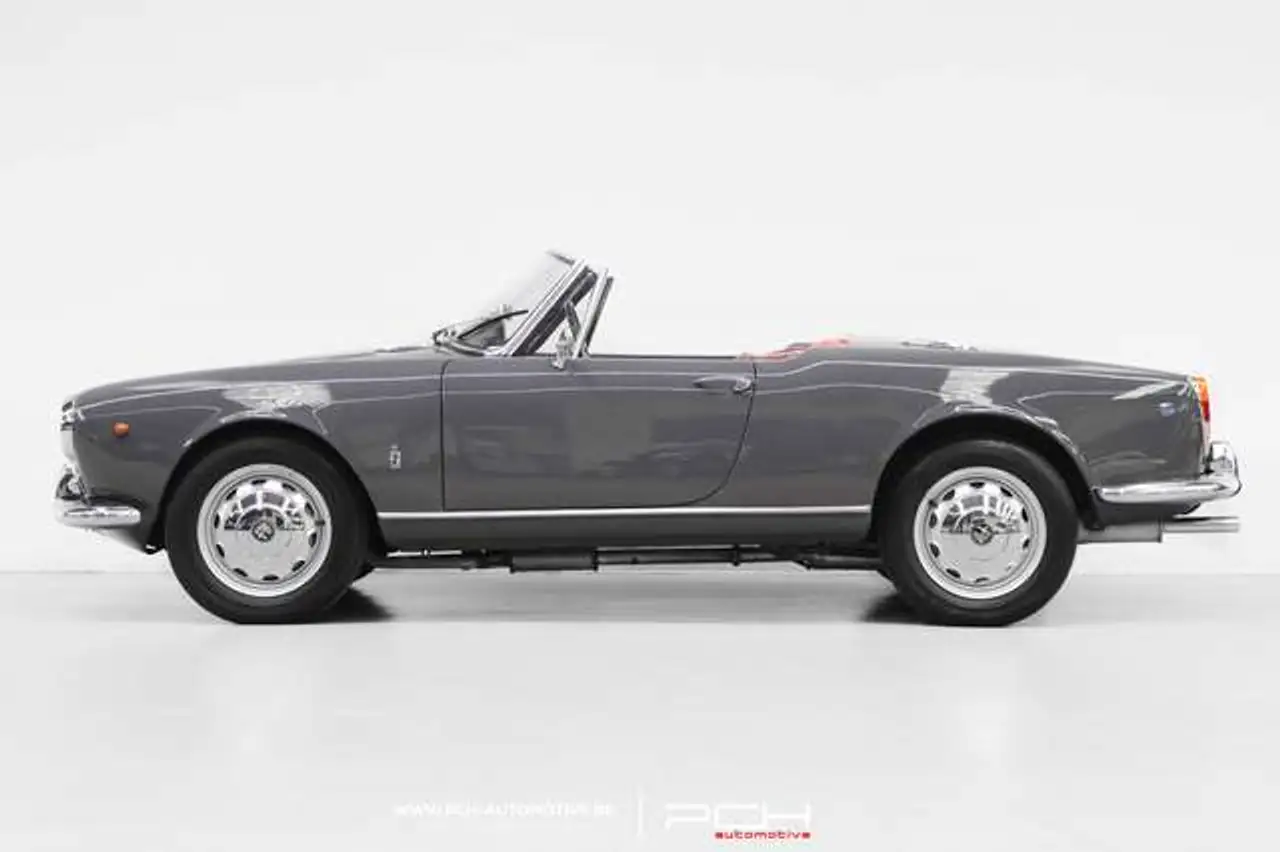 Alfa Romeo Giulia Spider 1600 - Matching Numbers ! -, foto 3